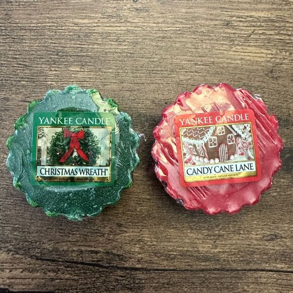 NWT Yankee Candle Wax Melts Christmas Wreath & Candy Cane Lane Set of 2 - Picture 3 of 3